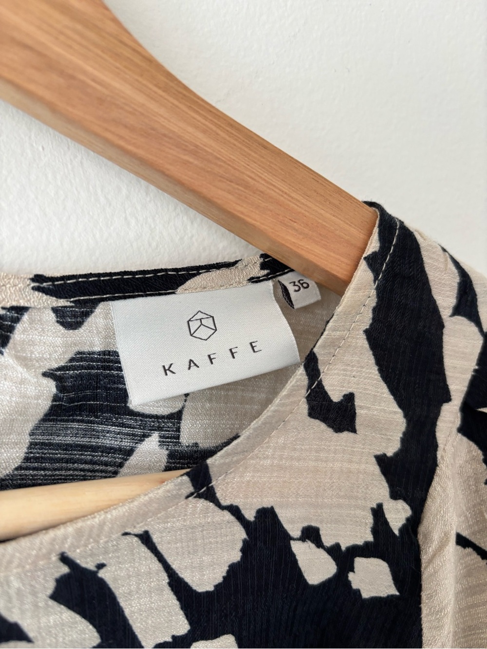 Kaffe Scandinavian Designer Black and Cream Abstract Print Long-Sleeve Blouse - Picture 3 of 8